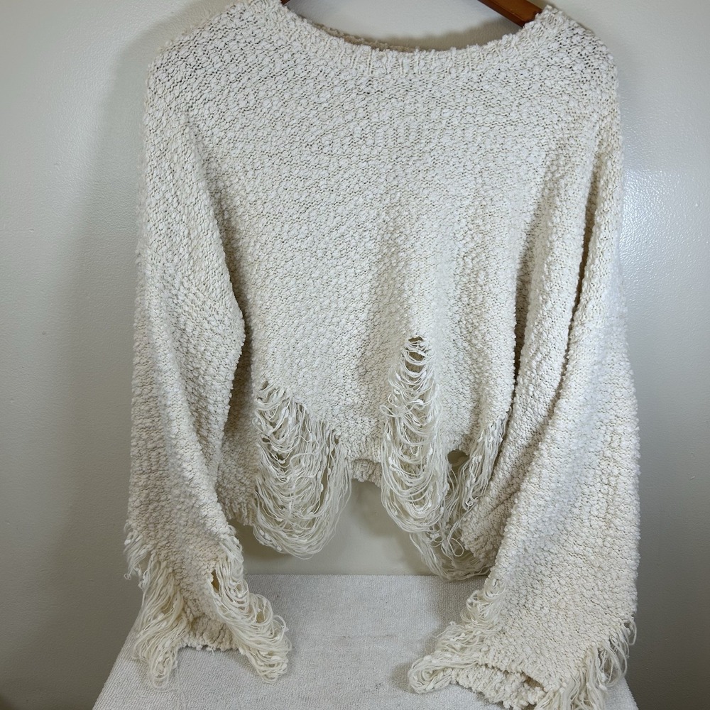 POL Sweater Women L‎ Distressed White Long Sleeve Boho Cabincore Fringe Slouchy